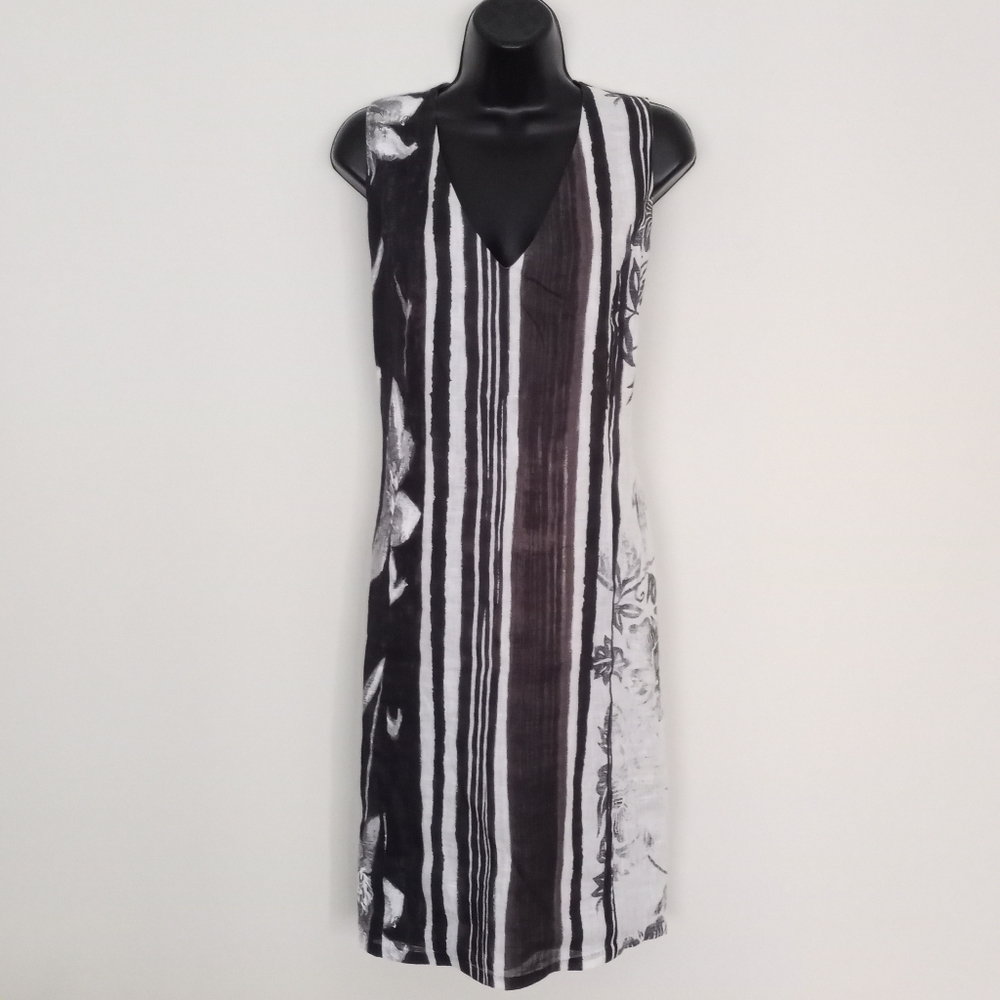 LOLA Linen Stripe/Floral V-neckline Shift Dress